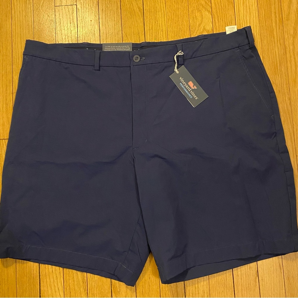 Vineyard Vines Performance Shorts Men 46B Navy 10” Deep Bay old money preppy NWT